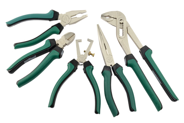 5 pcs. Set of pliers in carrying case