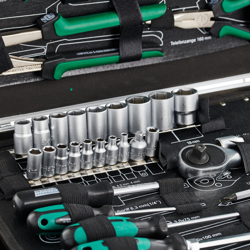 Aluminum tool case, equipped, 108 pieces.