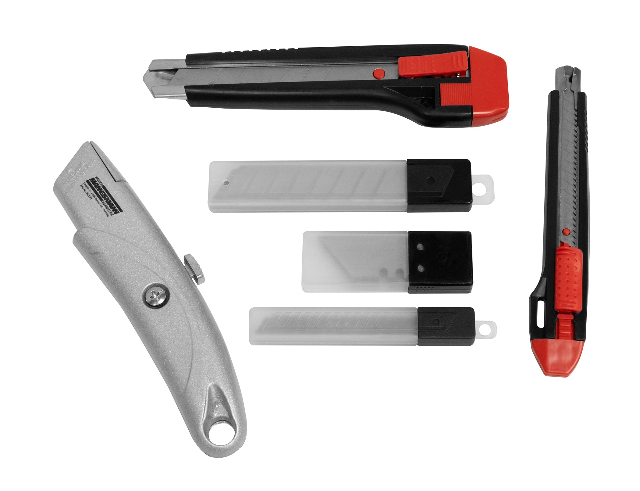 Ensemble de couteaux 33 pièces.