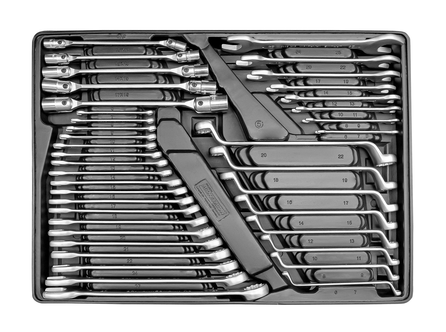 Chariot d'atelier équipé d'outils