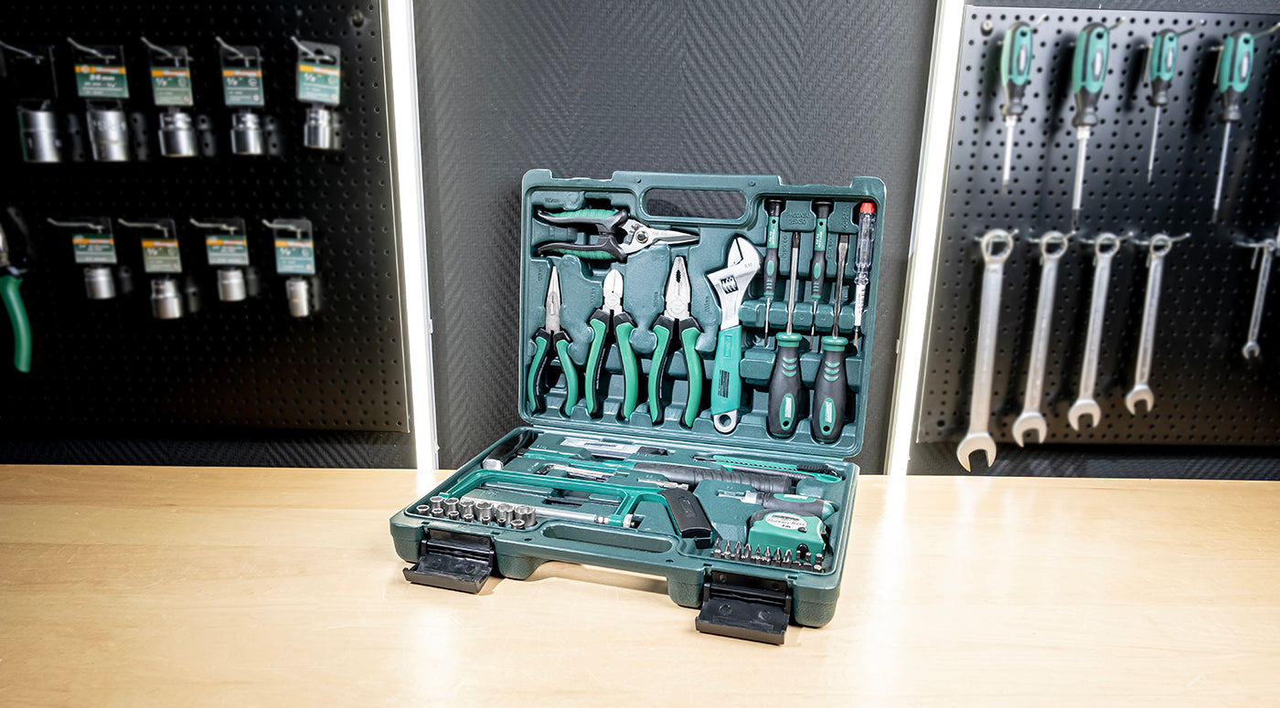 Mallette à outils, 74 pièces.
