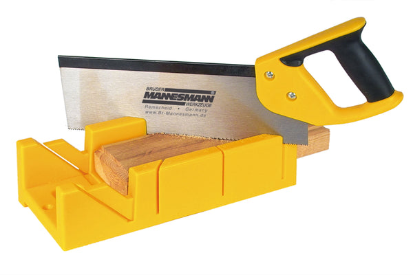 Miter cutting box with back saw