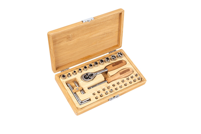 Jeu d’outils dans une mallette en bambou, 41 pces