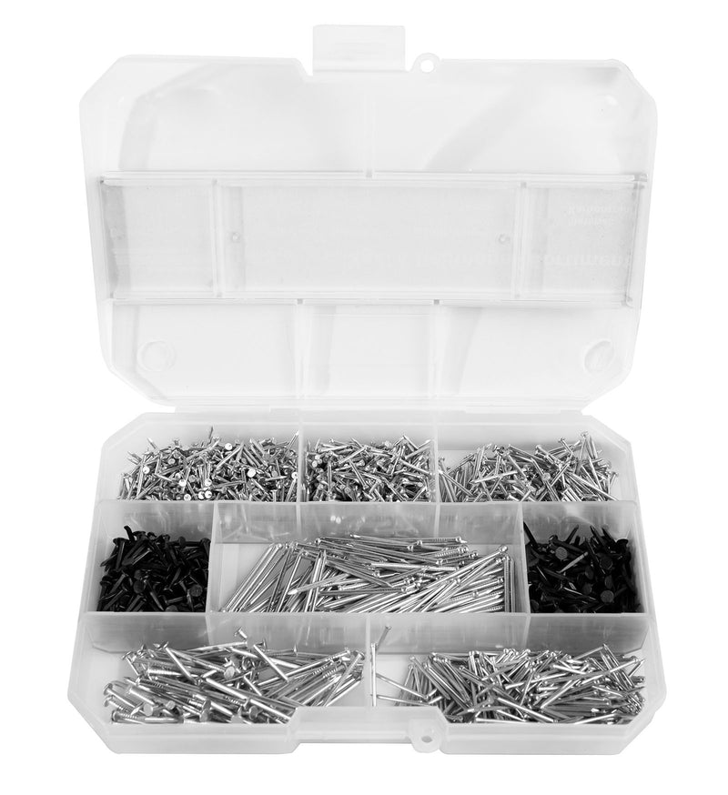 Nails and tacks assortment, 1600 pieces.