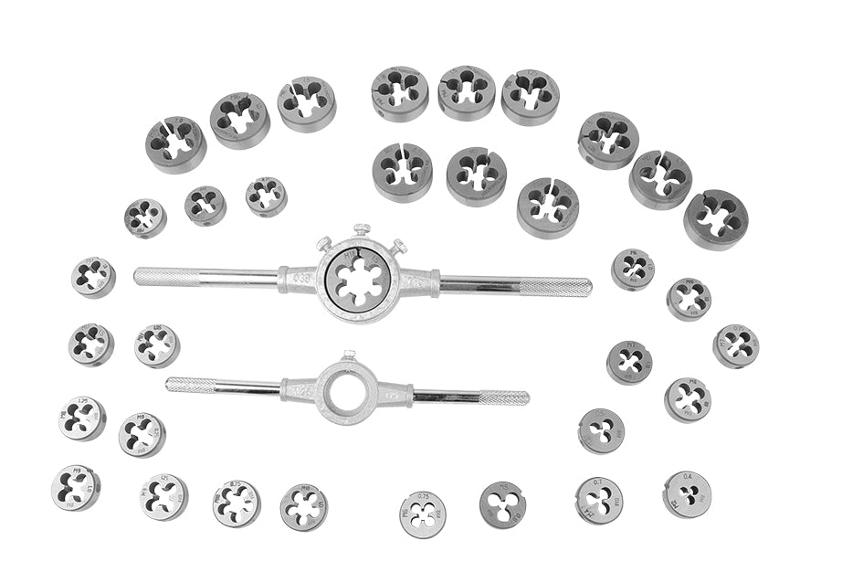 Thread cutting set 110 pieces.