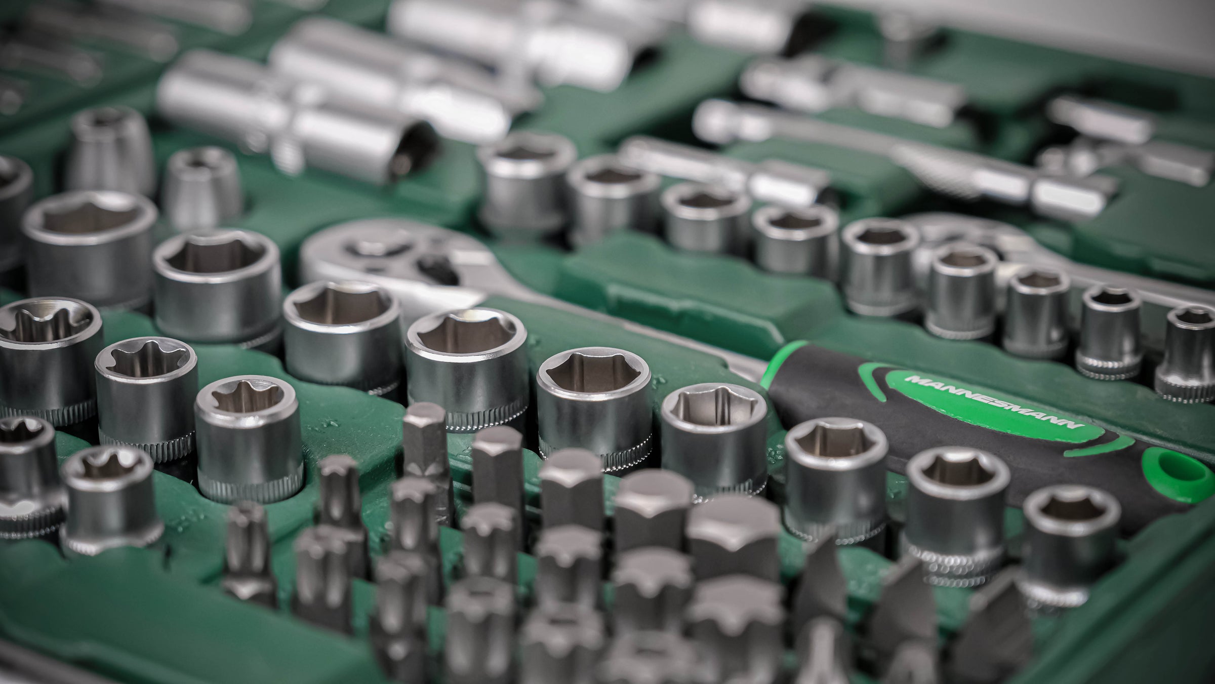 Steckschlüsselsatz 179-tlg., 1/4"+3/8"+1/2"