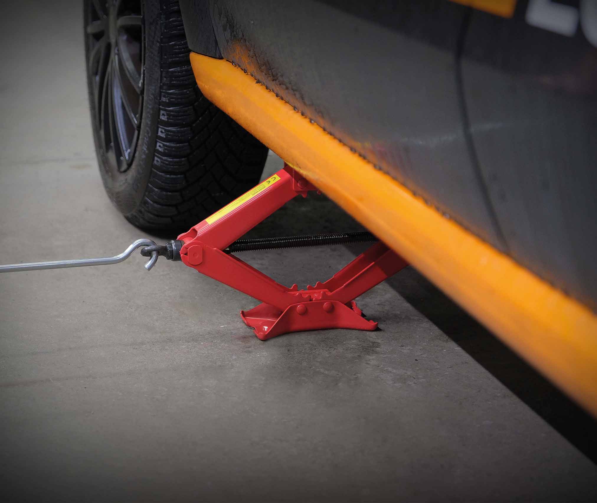 Scissor jack for cars, 1500 kg